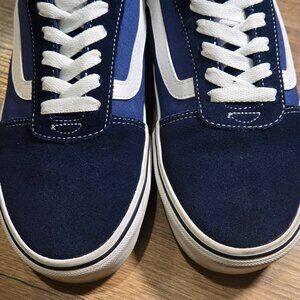 *Mens Sz. 7 (Blue/White) Vans